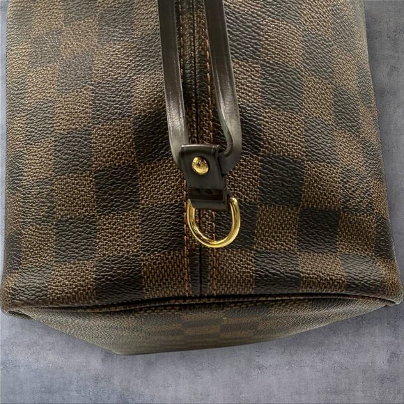 Louis Vuitton Damier Ebene Neverfull MM - Picture 7 of 11